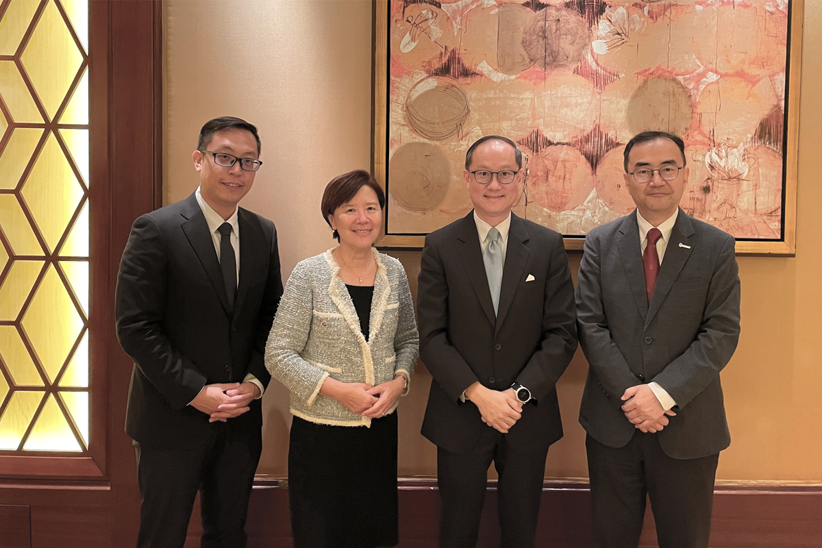 230615 Meeting with Mr Ong Siew Gay CG of Singapore in HK