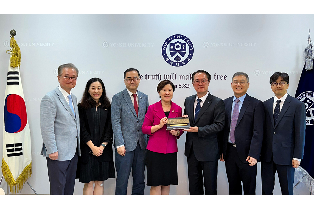 Participating in a High-Profile Forum and Strengthening Ties with Esteemed Institutions and Industries in Seoul